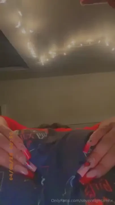 Enjoy some noises from my butt these sound nasty content is coming my 