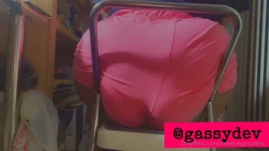 Small seats don t work for as you can see i ve got too much ass it can