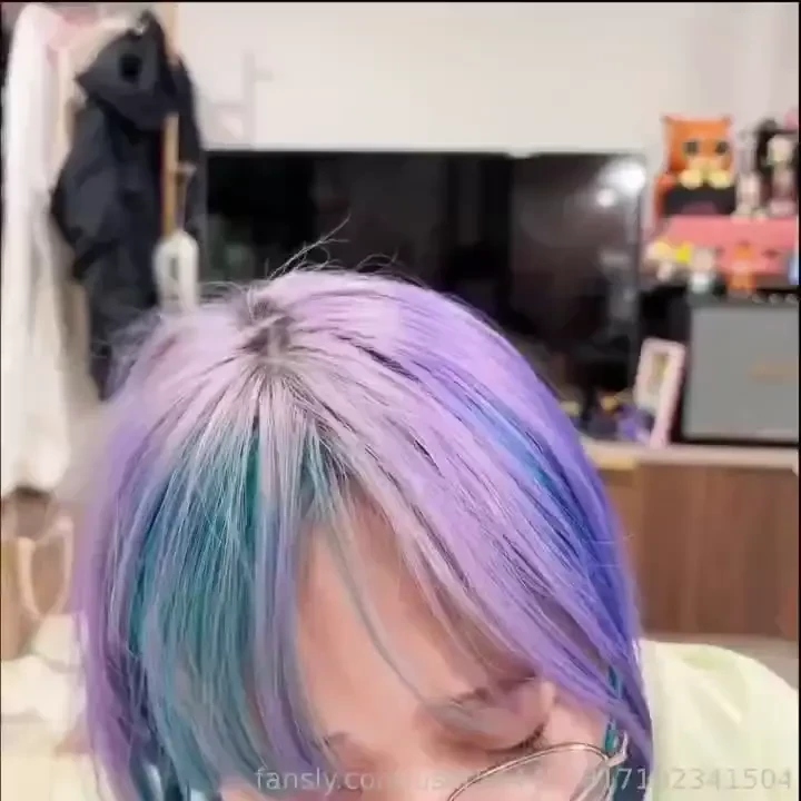 Can i taste yours full video 1 34 min i will send full clip and there 