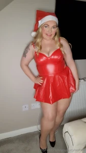 Do you prefer this sexy pvc santa outfit on me babe to the other
