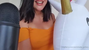 Am i cringe or is it normal that i love to hump my inflatable unicorn