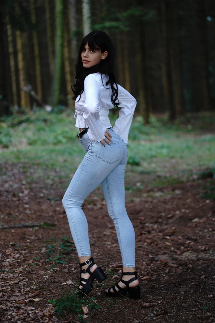 The perfekt outfit for a nice hike who is gonna join 