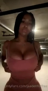 Happy titty tuesday part 211