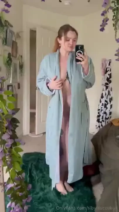 Pov you wake up to a strip tease 