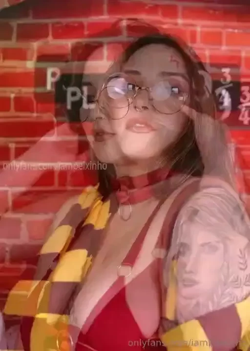 I like to please the hogwarts boys 