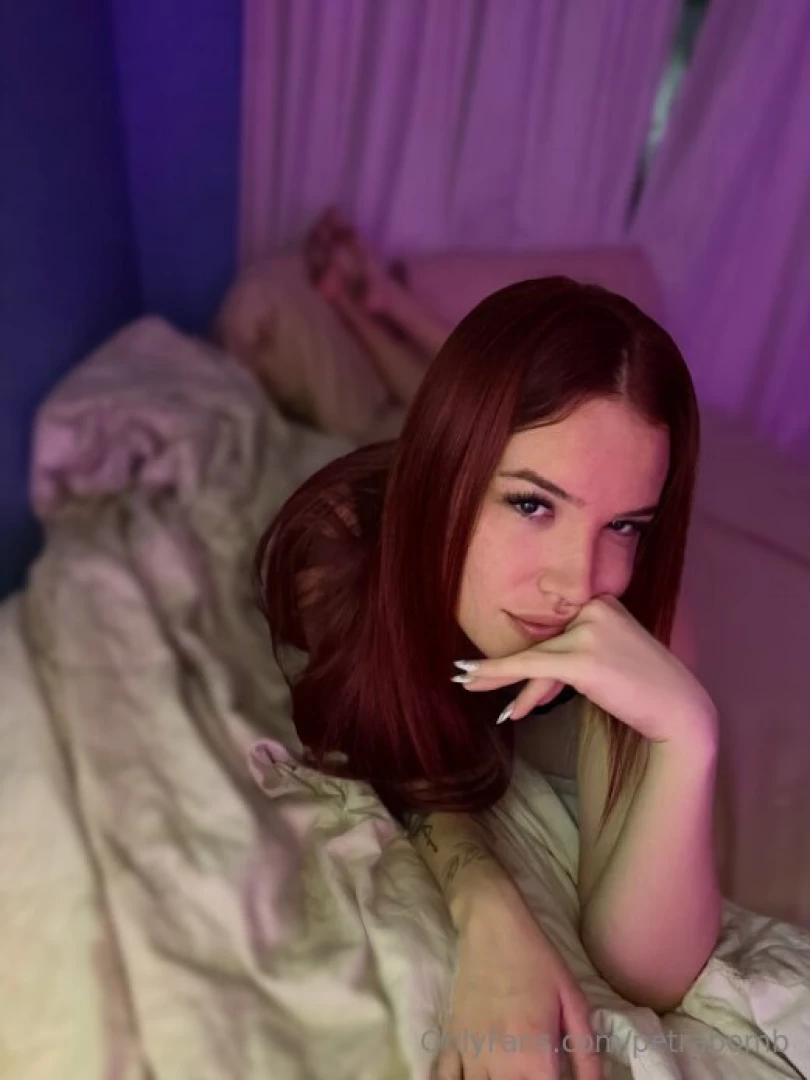 Just me my bed and your dirty thoughts 