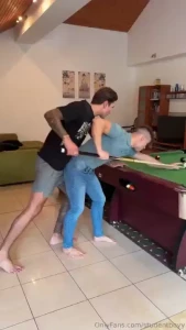 My big bro wazgod121 is teaching me some tricks i felt his huge bulge