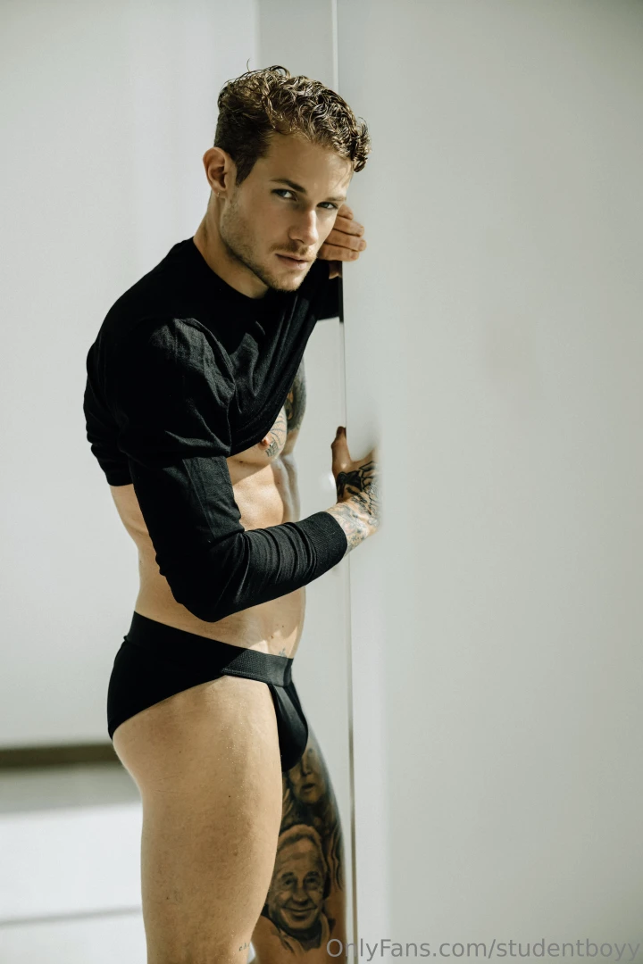 My italian sexy friend has just gone through hard time and is back on 