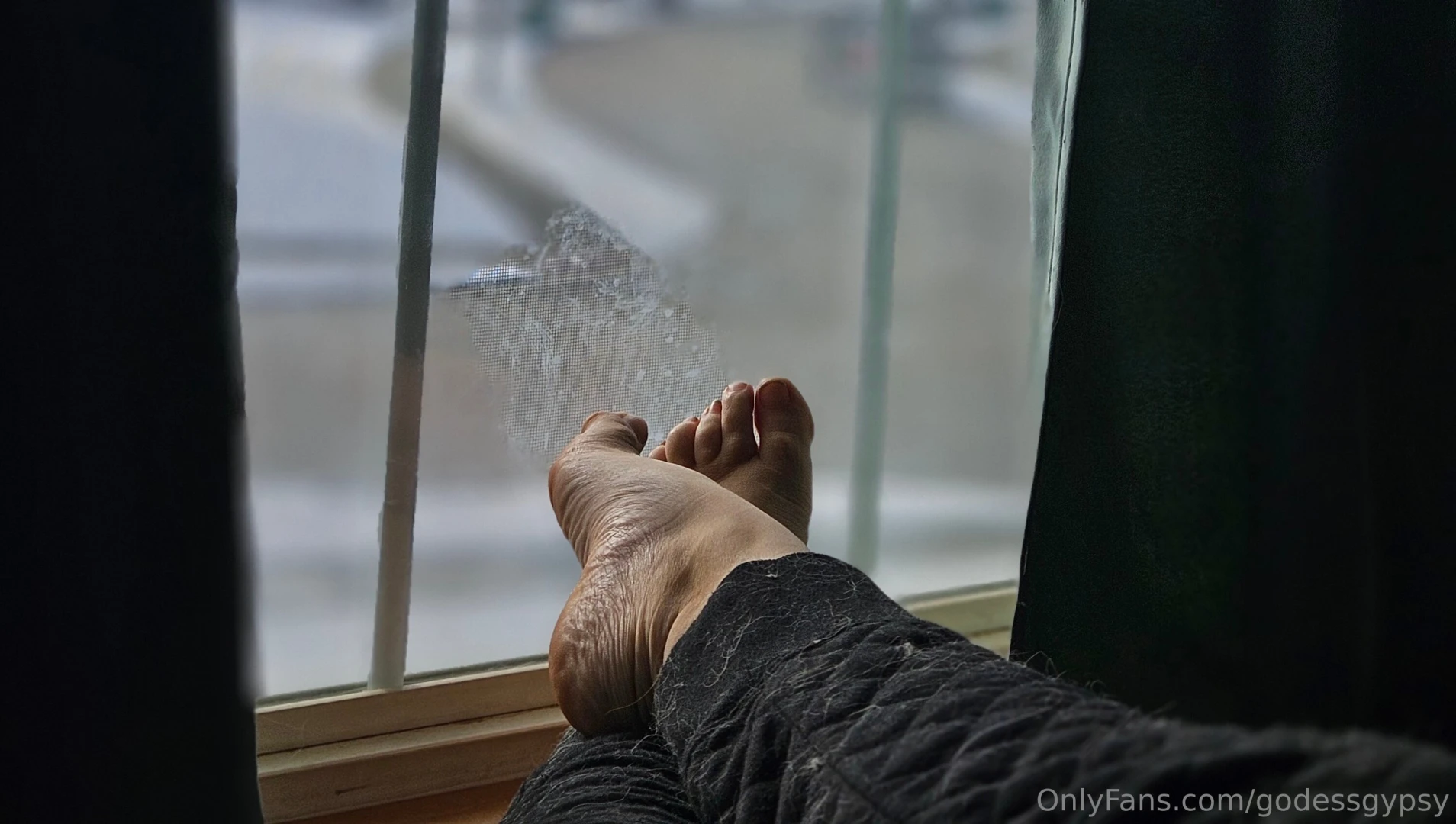 My feet are worth more than your whole life 
