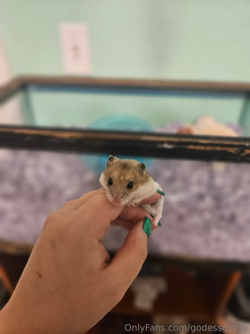 You spoil me so i can spoil her 