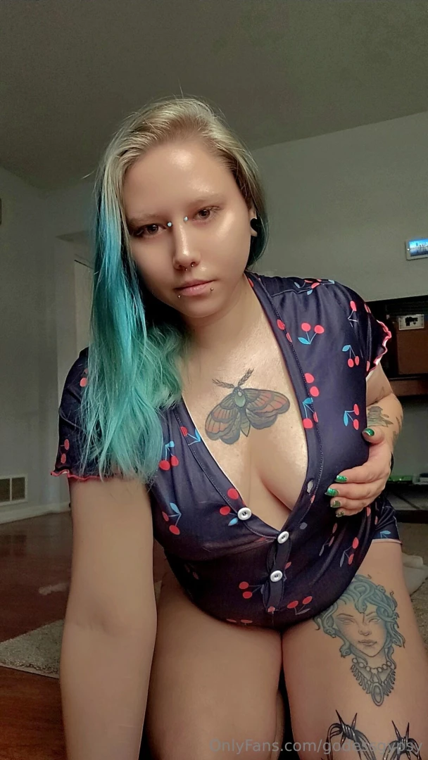 Your money means nothing in your hands but everything in mine empty it 