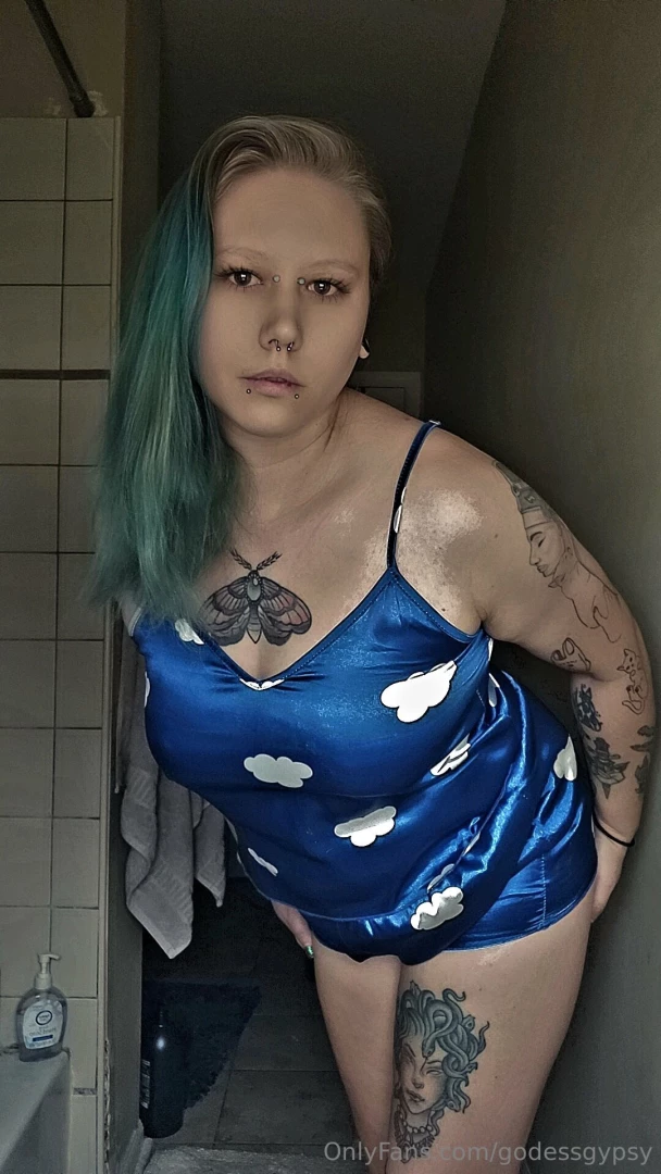 Serving looks attitude and everything you can t afford keep watching 