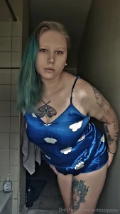 Serving looks attitude and everything you can t afford keep watching