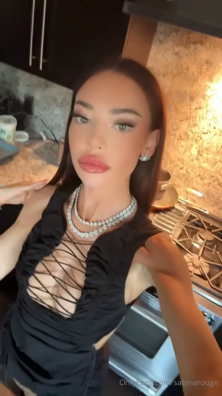 I m thinking of a number between one and 50 dm me your guess and 