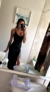 Its my frickin birthdayyyy- do you like my birthday dress