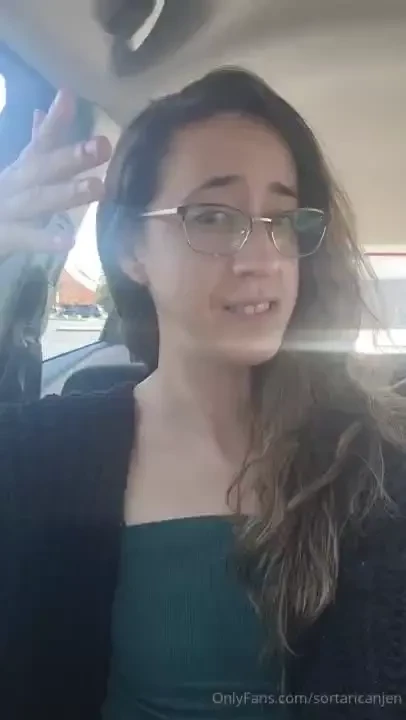 I m in the mood to talk down to someone dm me 