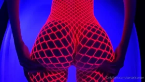 While my body rests this week enjoy some more booty shaking in full part 1