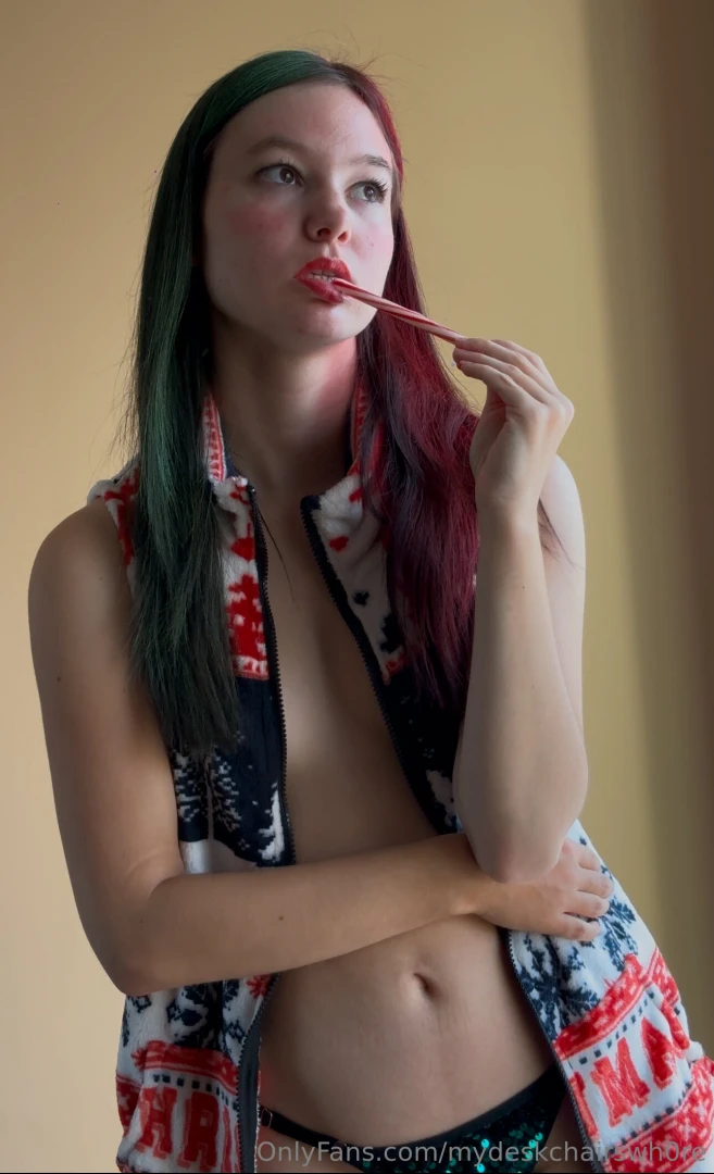 Message me if you want the video of me sucking on this candy cane 