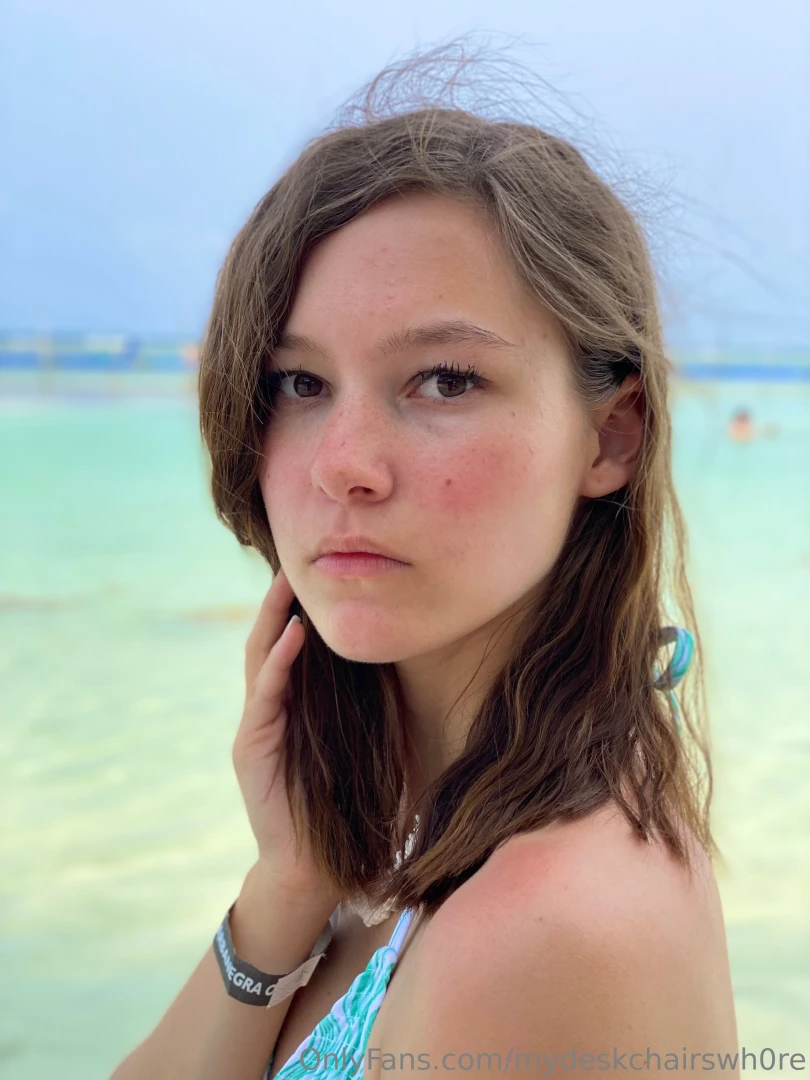 If your subscription renewed on the 5th or 6th you can now claim your 