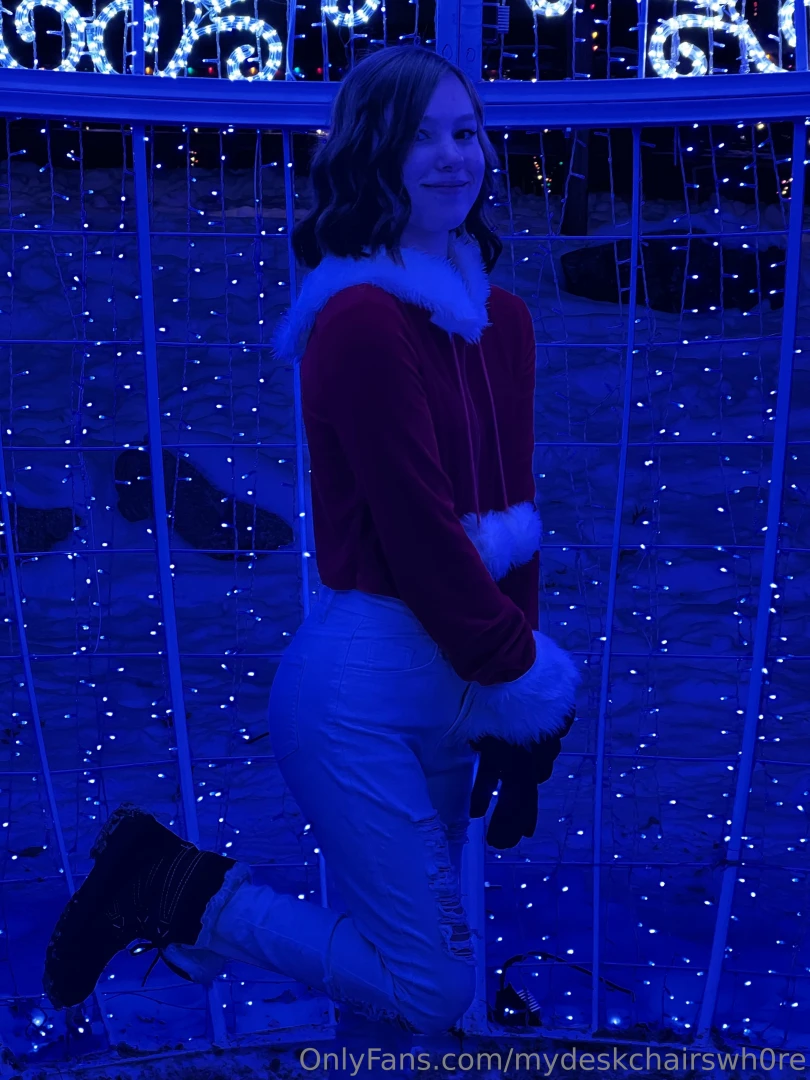 Who is all looking for the new year i have a lot planned for you next 