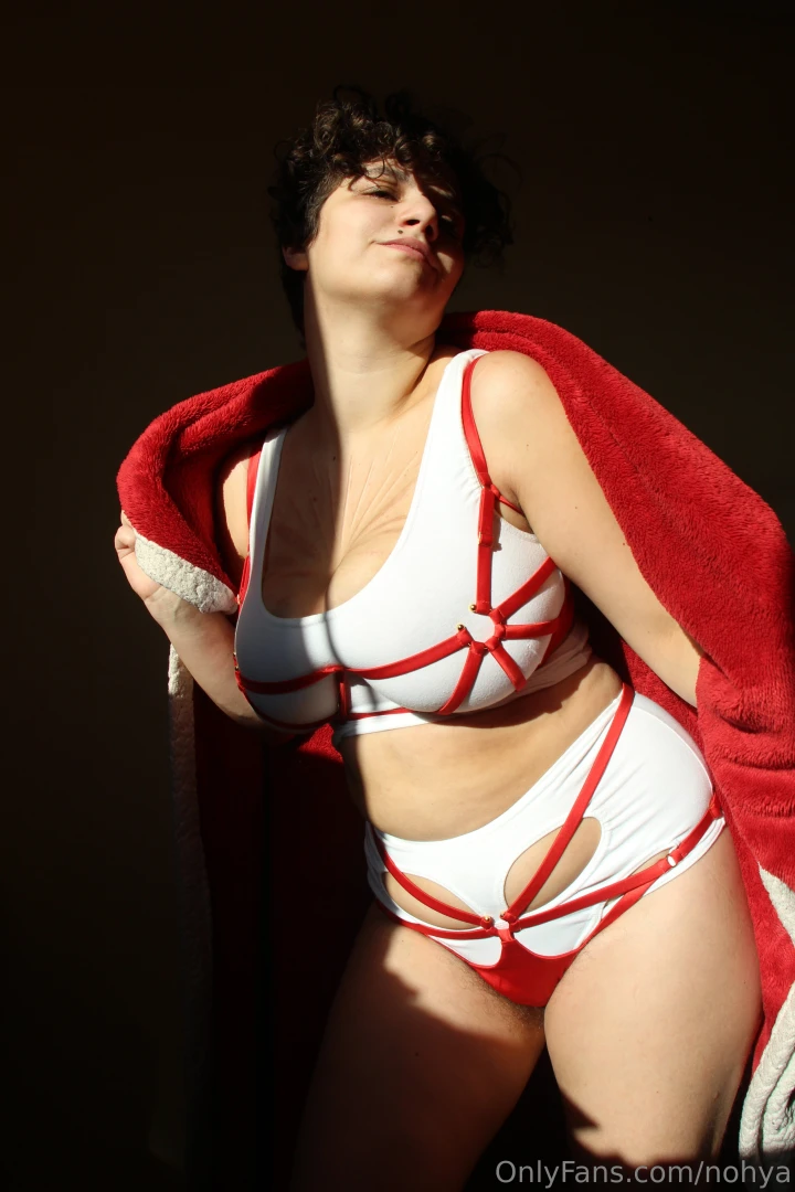 It s getting jolly in here 