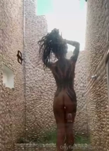 I am being very happy in a beautiful place in my country