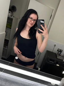 Ich bin deine lust zum anfassen