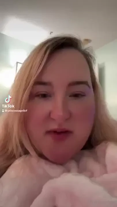 Hot girl problems am i right 