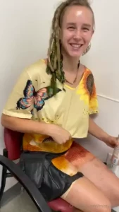 Quick flash the dr s officeee