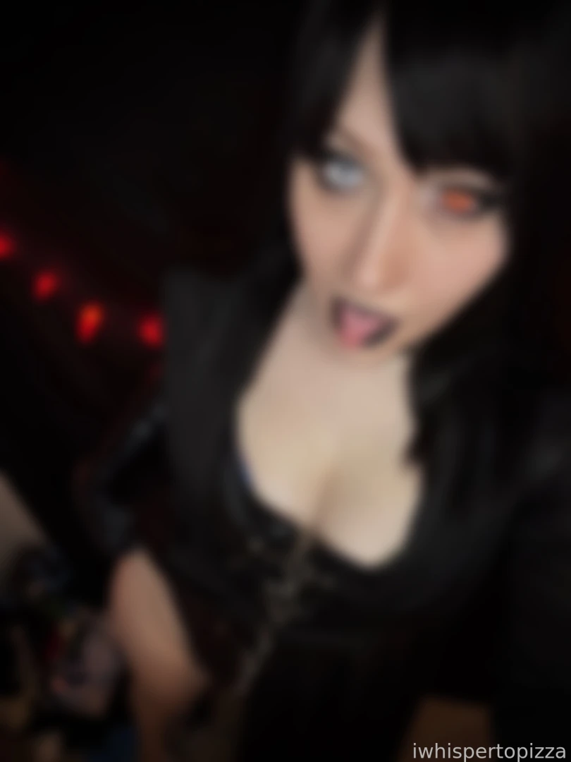 Your favorite demon fyp cosplay goth succubus 