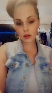 Smoke and chill kinda day smirnoff time now got groceries and will be