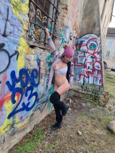 Najnovije slicice iz moje poslednje avanture za video mi se obratite u