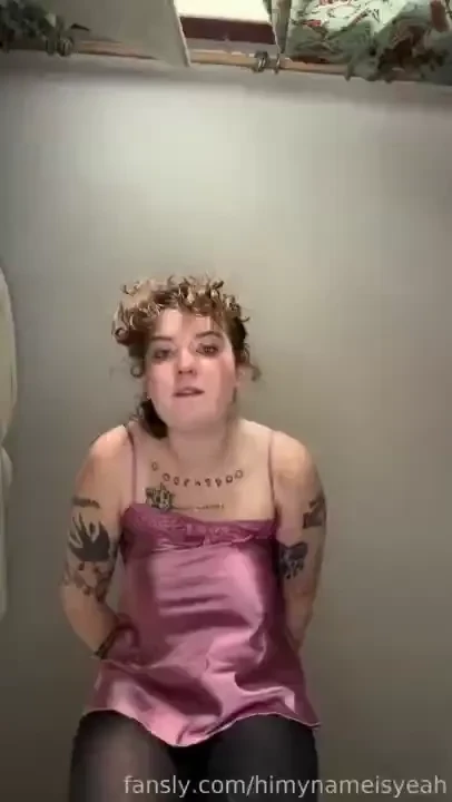Do you love my giantess feet giantess giantessfetish tinies tinyman 
