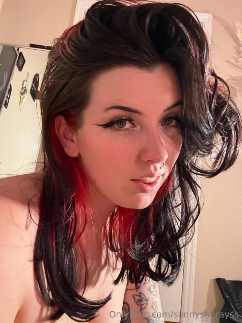 New hair what do we think of the red 