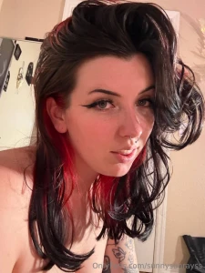 New hair what do we think of the red