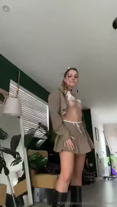 Nah cos this outfit acc makes me act up 