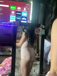 If you looked under my skirt you probably wouldn t be able to restrain