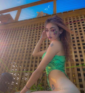 Love customizing my avatar