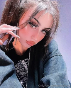 Would u fuck my face