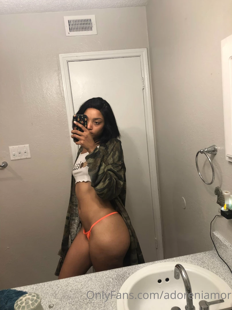 adoreniamor - When my ass looks this good i just wanna get fucked from the back part 3 