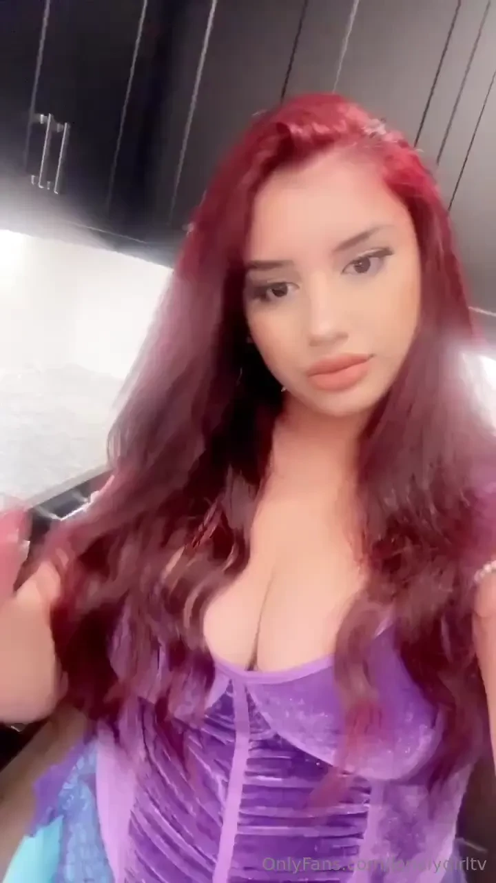 Obese little mermaid heheheh 