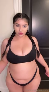 Send me your dick pics and ill tell you what i think for 10 i just