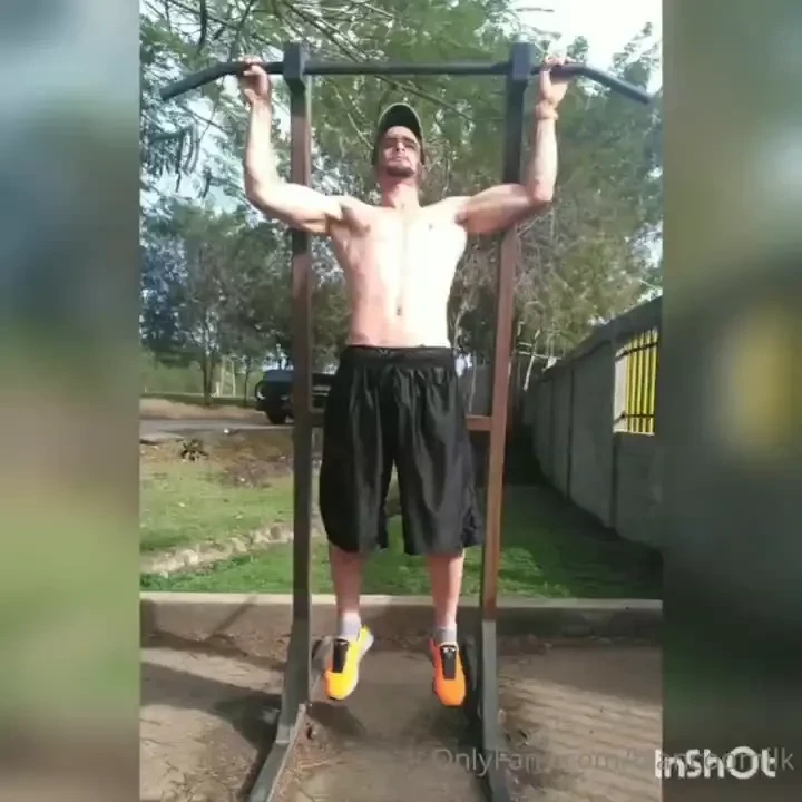 Buenas tardes haciendo algo de ejercicio f sico 