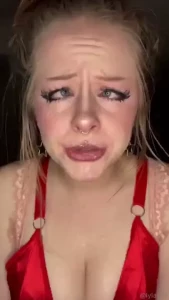 Hehe i m such a cock hungry slut i wish that i could deep throat you