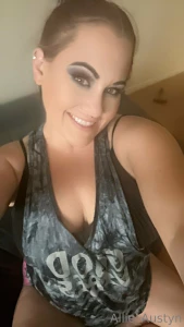 Hoping that you re all having an amazing day