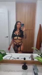 Sneak peak of what i wore in my new xxx tape