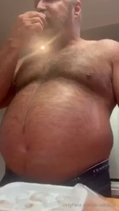 Just growing my belly