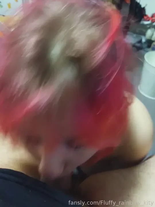 Getting facefucked and watching breaking bad at the same time 