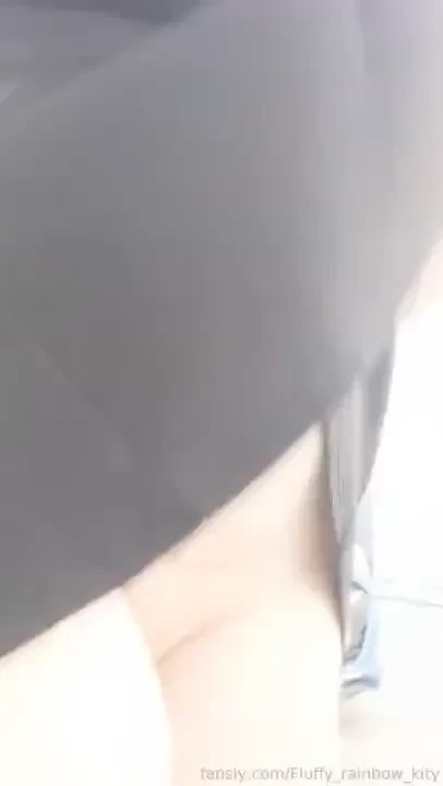 I love not wearing panties hehe 