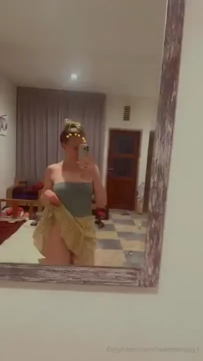 Hehe a few cheeky snaps of me i ve been packing up getting ready to part 3 